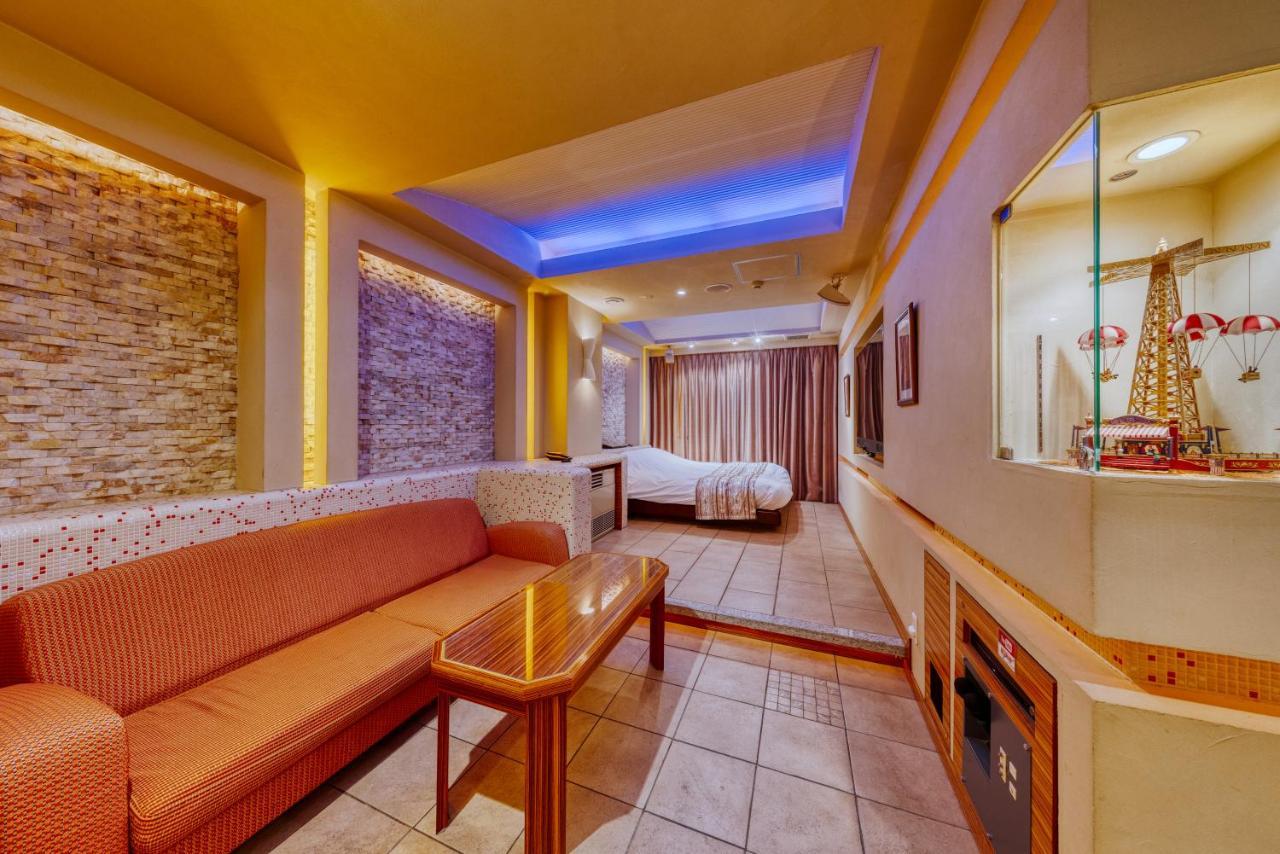 Hotel Lotus Chiba -Adult Only Yachiyo Bagian luar foto